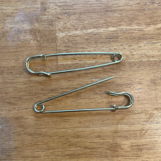 BIL Safety Pin | Pin (Gold)