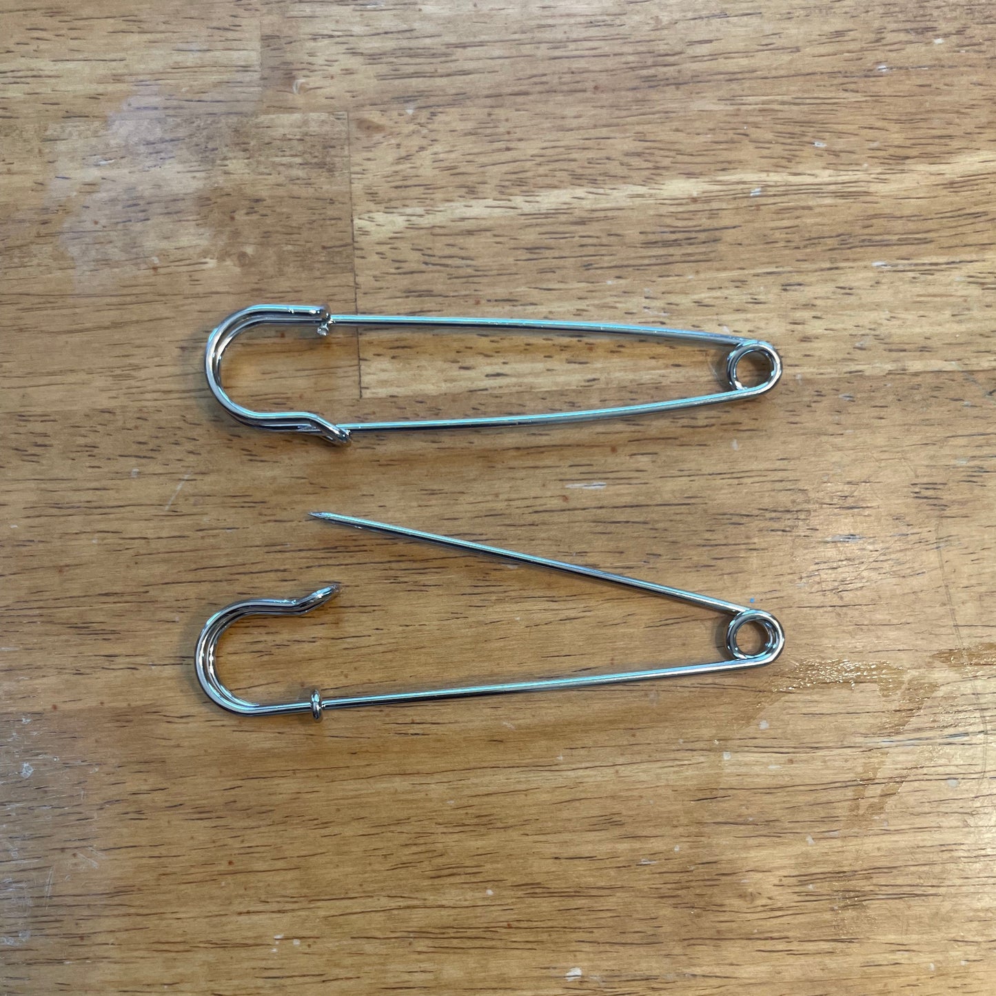 BIL Safety Pin | Pin (Silver)