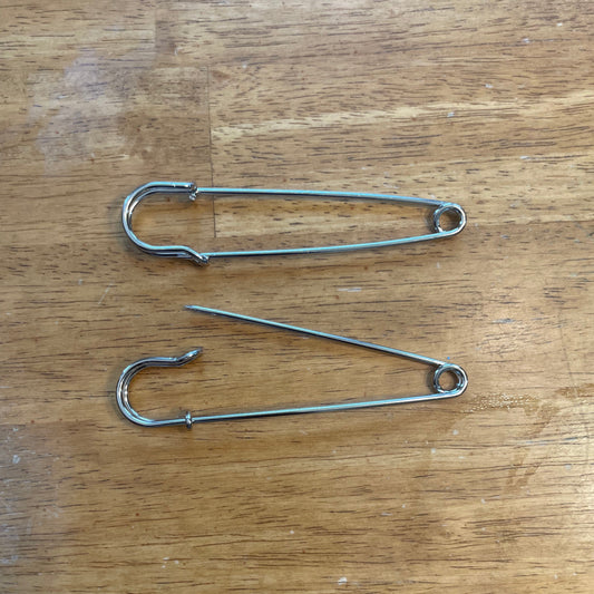 BIL Safety Pin | Pin (Silver)